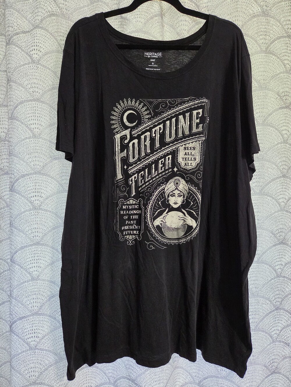 Torrid 5x Heritage Graphic Fortune Teller 100% Cotton Tee